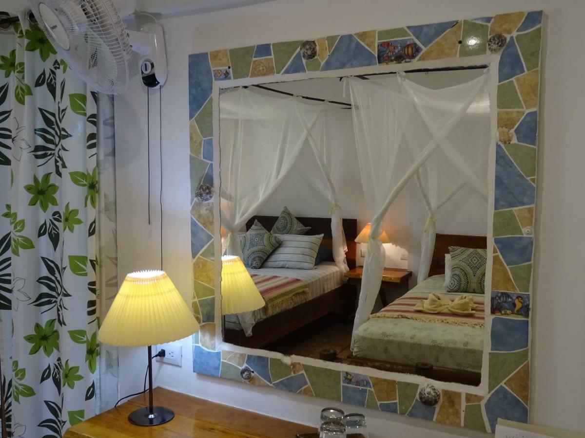 Hotel Pura Vida Puerto Viejo de Talamanca Экстерьер фото